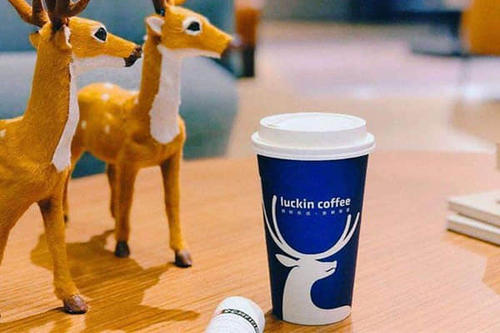 瑞幸咖啡的加盟条件难不难？线下咖啡最多的店铺品牌优势？